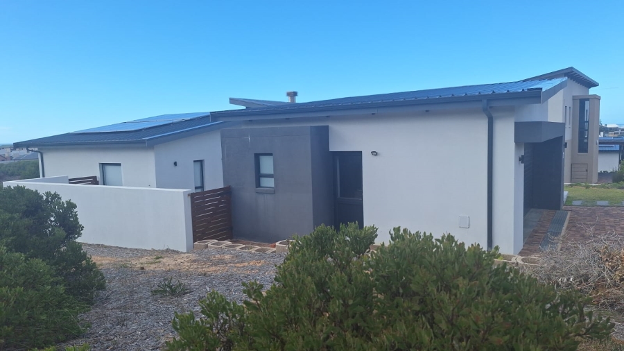 3 Bedroom Property for Sale in Stilbaai Oos Western Cape